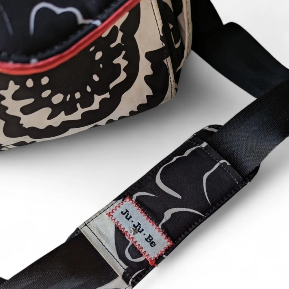 Ju-Ju-Be Onyx Blossoms Be Hip Messenger Diaper Bag‎ Floral Magnetic Snaps